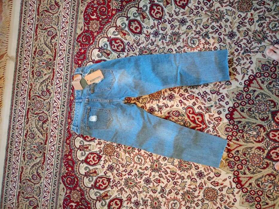 Джинсы женские продажа