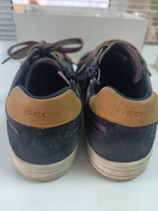 Спортни обувки Geox номер 39