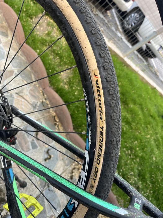 Bicicleta Cross mountain bike