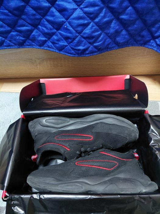 Hugo Boss обувки