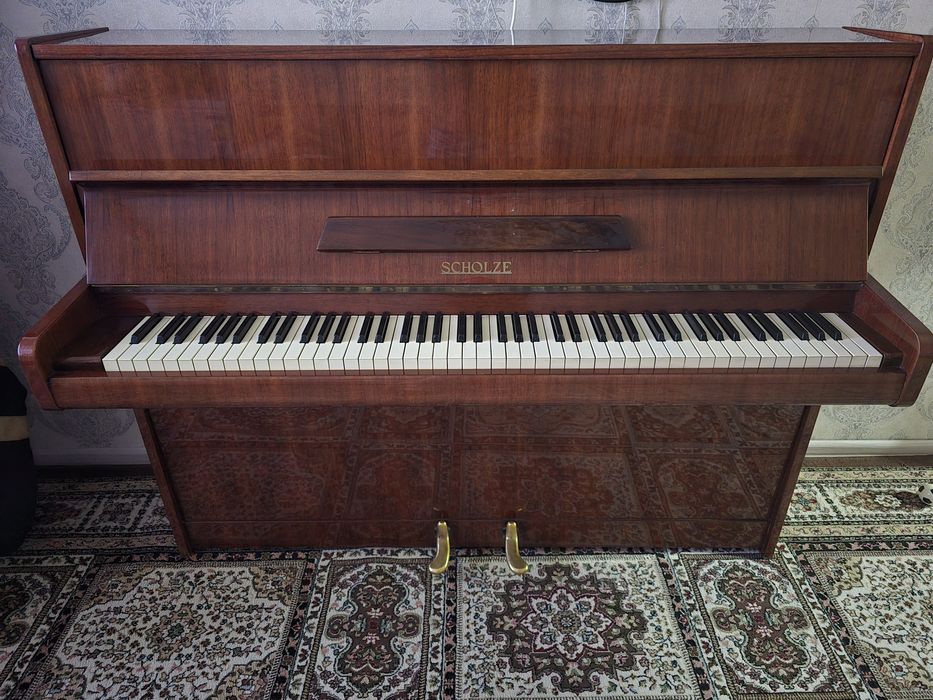 Продам пианино SCHOLZE