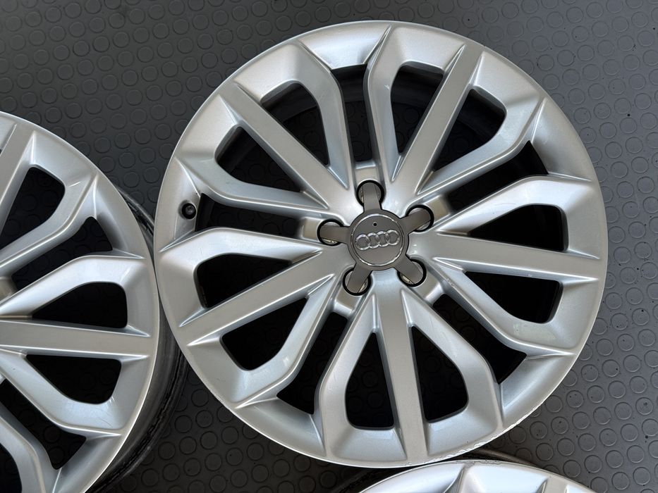 4бр. ОТЛИЧНИ 19” ОРИГИНАЛНИ Джанти 5х112 за -AUDI/VW/SEAT/SKODA/VAG- 8.5Jx19H2, ET45