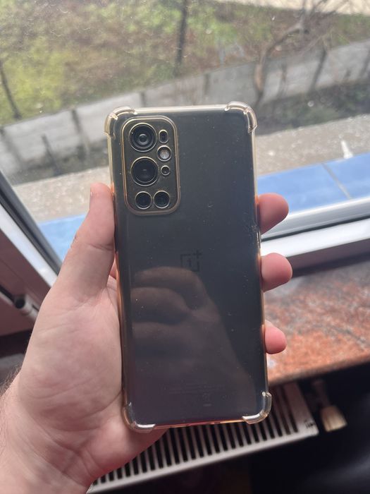 De vânzare OnePlus 9 Pro 5G – Funcționează perfect