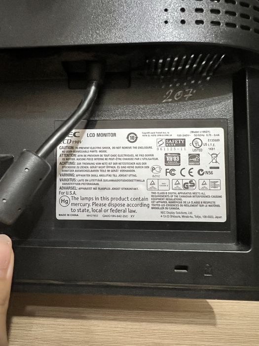 Монитор NEC LCD190V