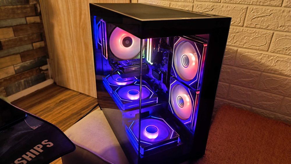 НОВ Гейм компютър  8/16-Ядрен Ryzen 7 12Gb Видеокарта 16Gb RAM SSD 1Tb