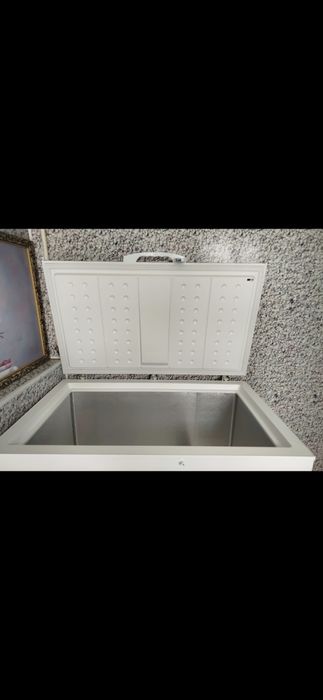 Морозильник 300л