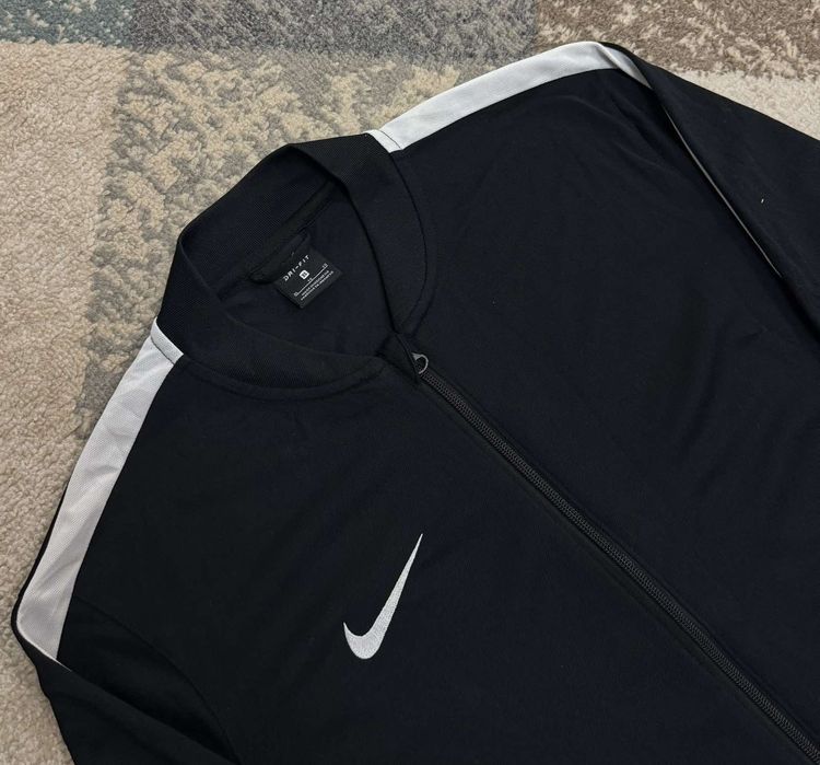 Мъжко горнище Nike