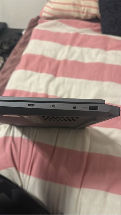 Vand laptop lenovo