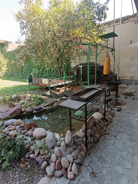 Хасанбой Шерибом 10-хона 7-Сотих Учаска Ховли Узок Муддатга Берилади