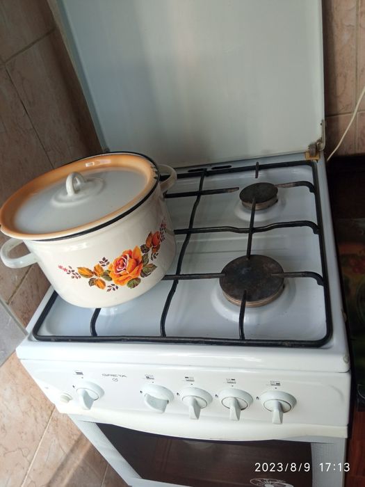 Кухонная плита.  Б,у