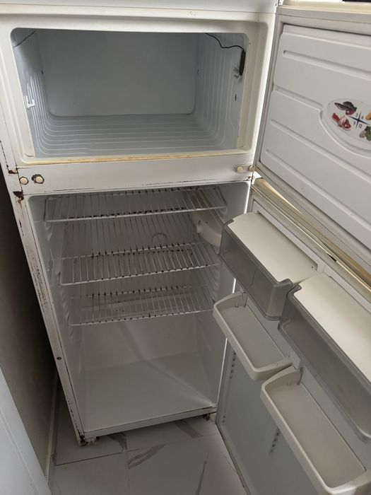 Продается холодильник