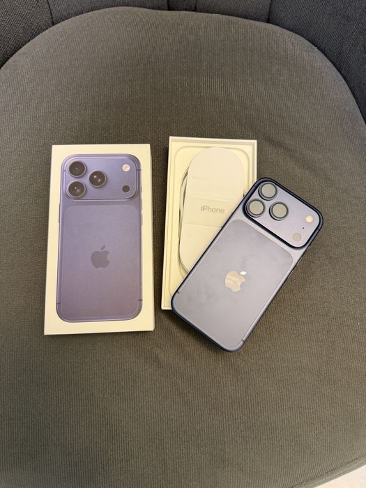 Iphone 17Pro Blue