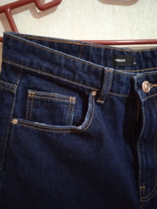 Синие джинсы - размер 38!