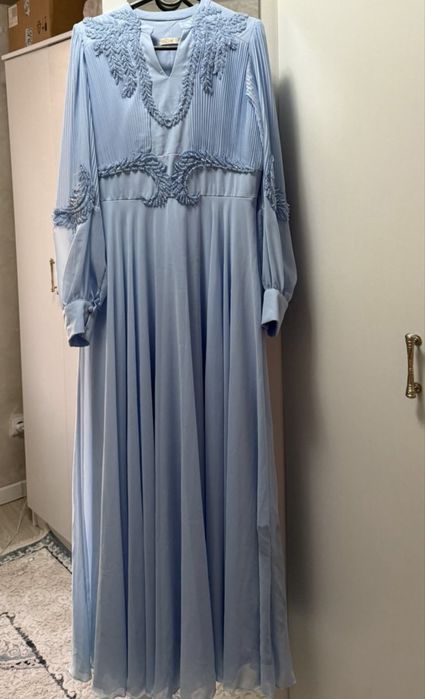 Нарядные платья для мероприятие