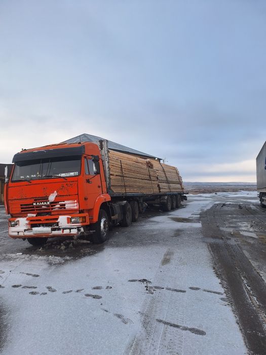 Длинномер шаланда тягач длиномер