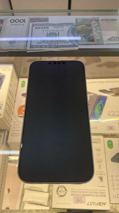 iPhone 13 в идеальном состоянии Айфон в идеале