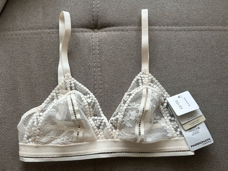 Сутиени Calvin Klein, Juice Couture,