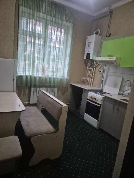 Farg‘ona shaxar suv sport saroyi orqasida joylashgan  kvartira