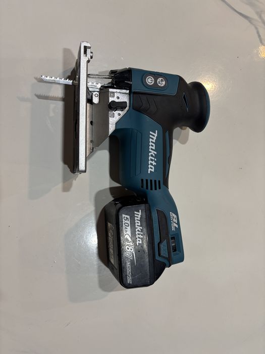 Pendular makita DJV181 2025 ca nou