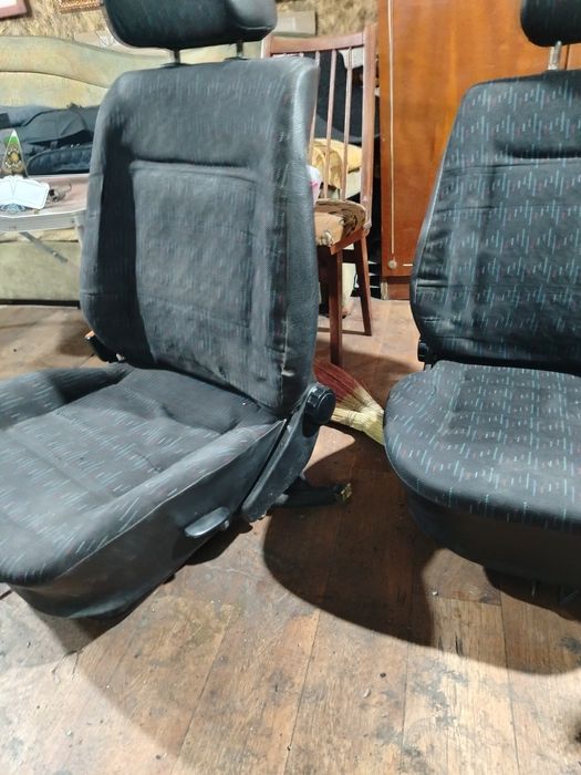 Продам Сиденья гольф3