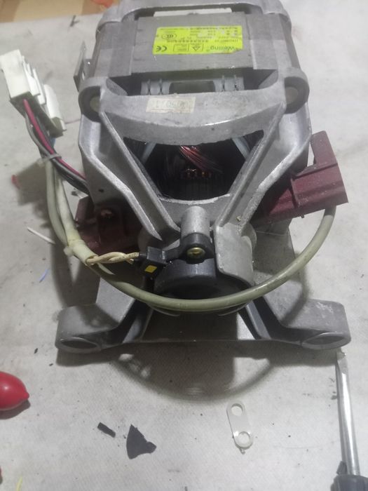 Продам, электромотор.