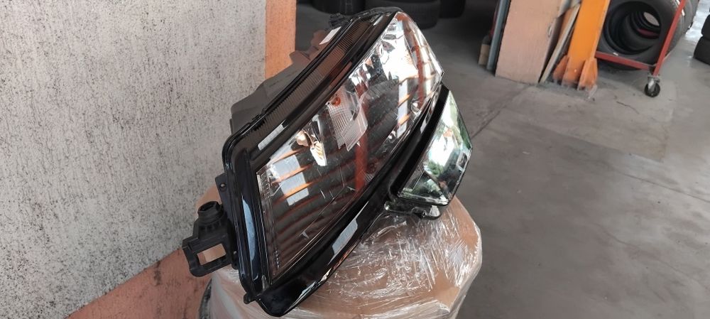 Продавам ляв фар за Skoda Karoq, Шкода Карок, Škoda Karoq оригинален