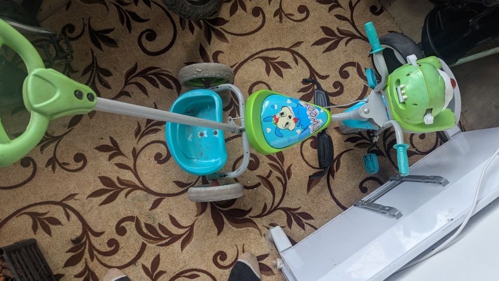 Продам детские велосипед трёхколёсный