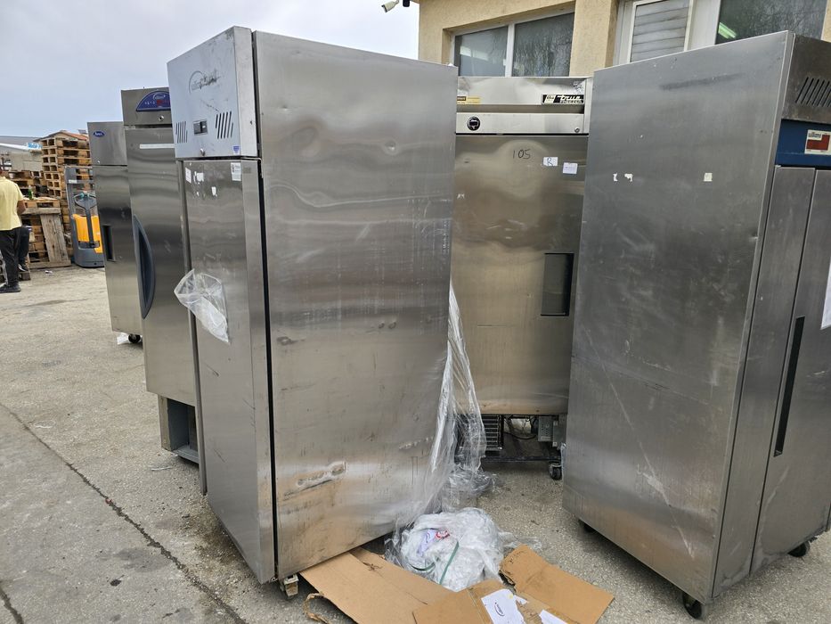 Фризери с една врата 1900лв