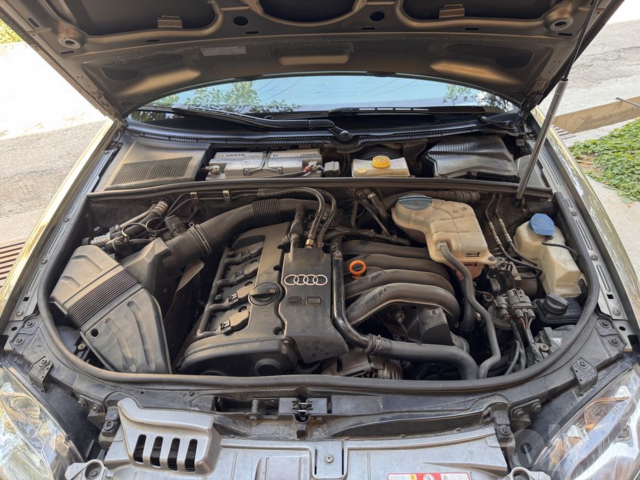 Audi A4 2008yil km Holati alo kraskasi ishi krilo 98.500 halol yurgani