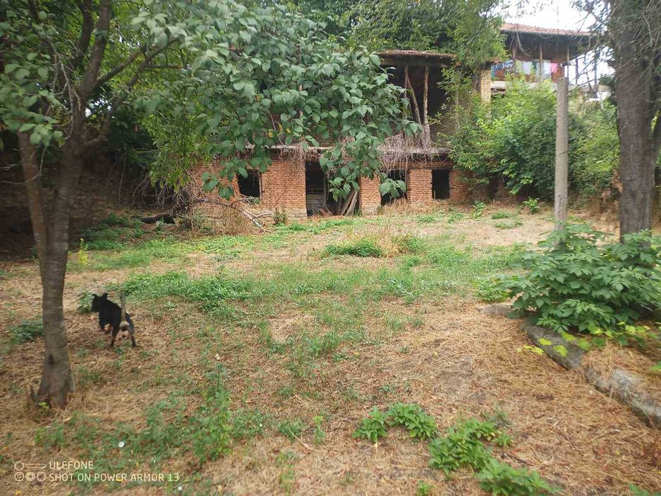 продавам къща в село Радювене