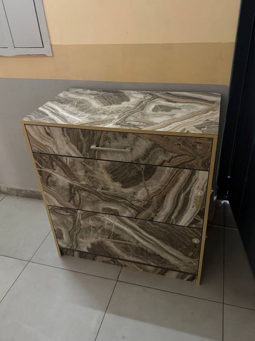 Продаю обувной шкаф