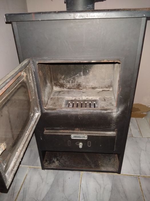 Камина без водна риза