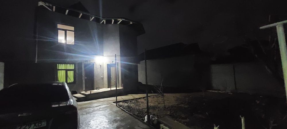 Uy sotiladi 1,70 sotix