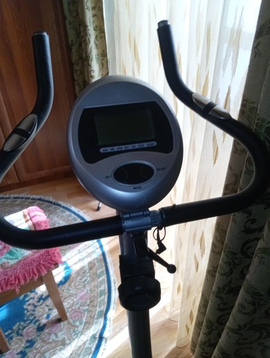 Велотренажор новый