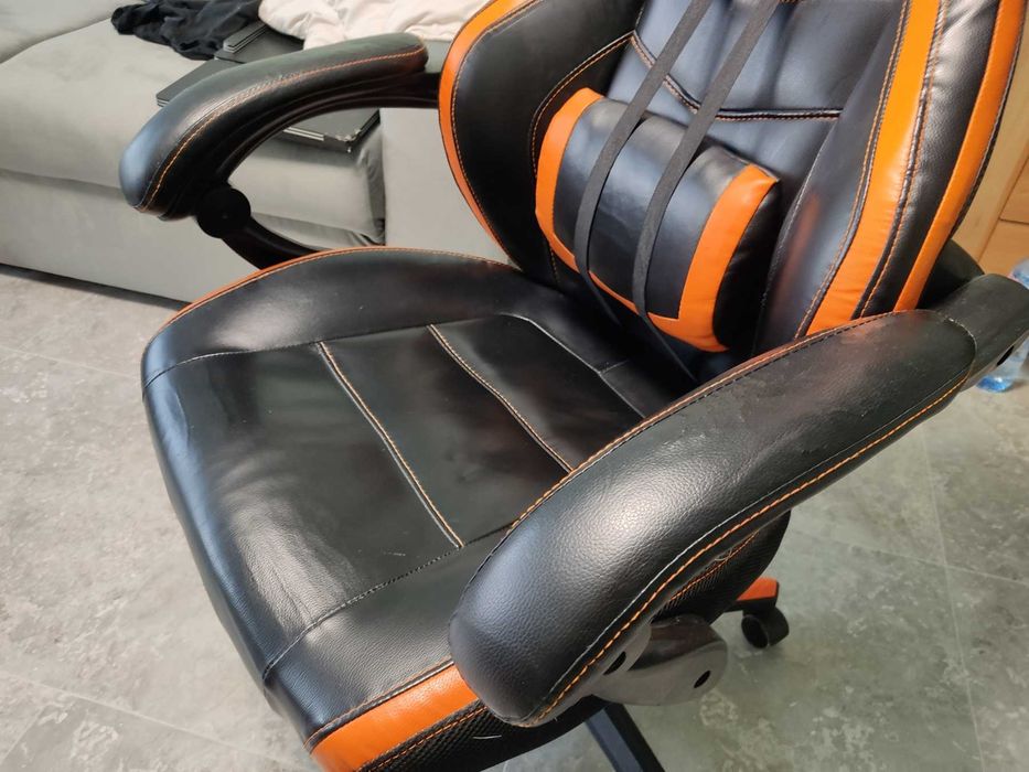 Геймърски стол FTW Black & Orange