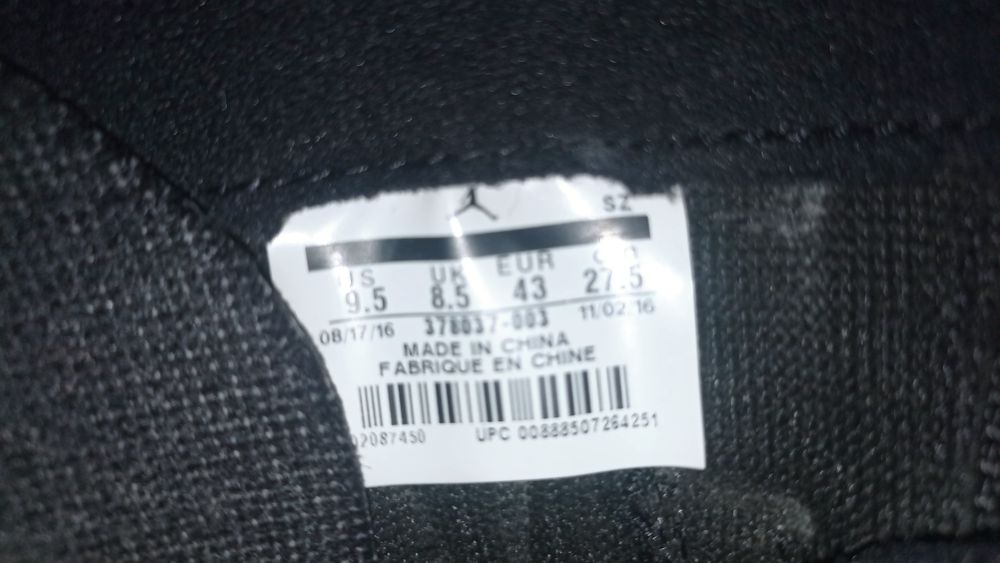 Air Jordan 11 "Space Jam"