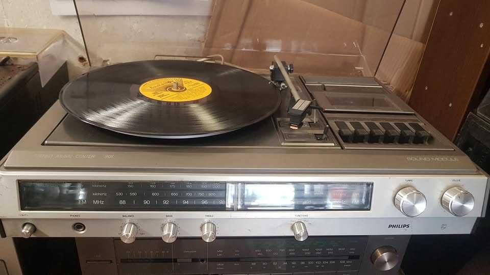 Винтидж музикална система Philips Music Center 22AH901/50