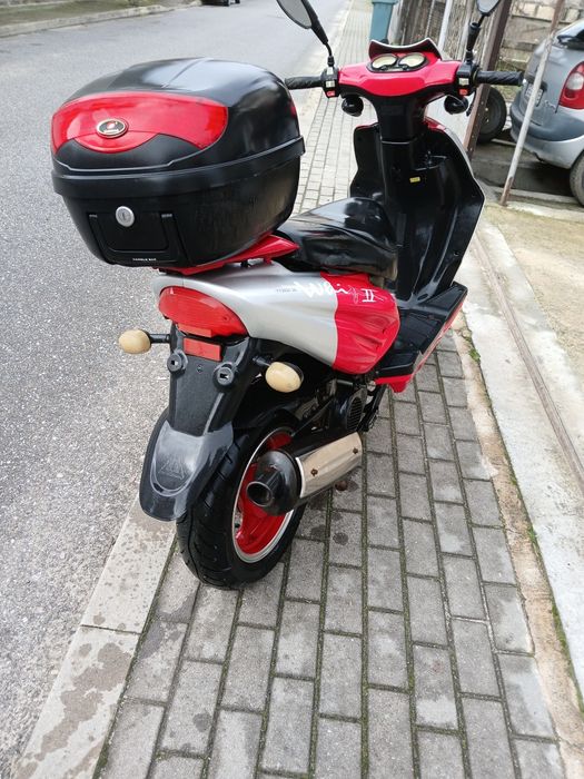 Китайски скутер Junway YY50QT28