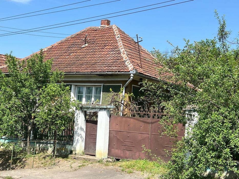 Casă în Derna (casa bătrânească ,căsuță)
