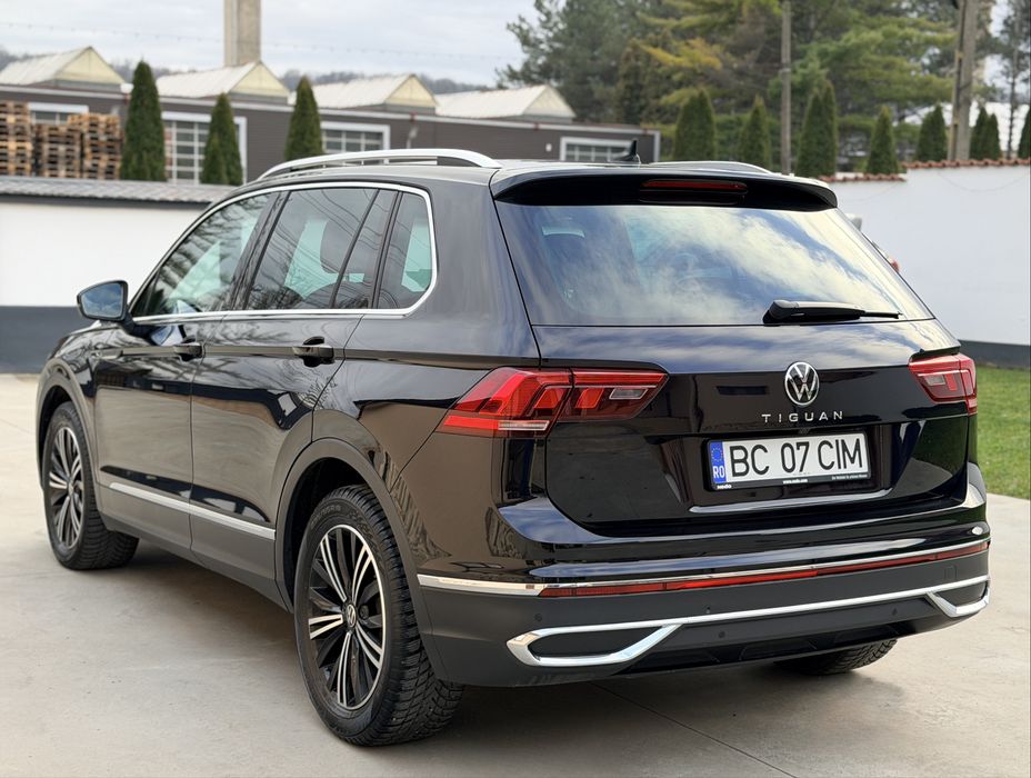 Volkswagen Tiguan 2.0D /  Style DSG / ACC / Euro 6 Lane assist LED