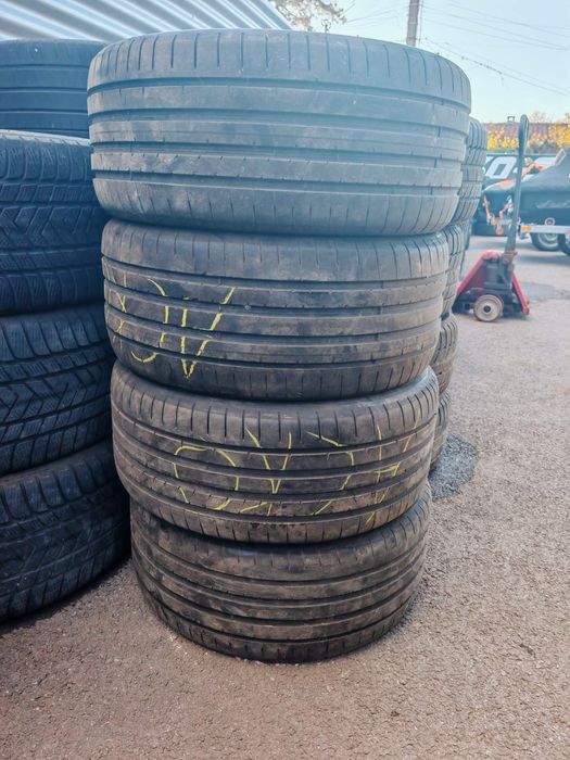 Продаваме Гуми 245/40 ZR 18 Dunlop Dot 2022