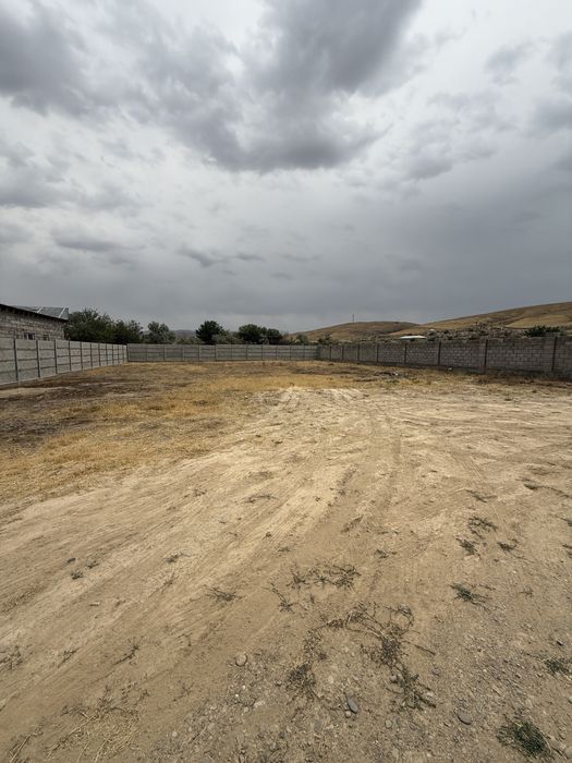 Продается участок в районе Акбулым. 10 соток.