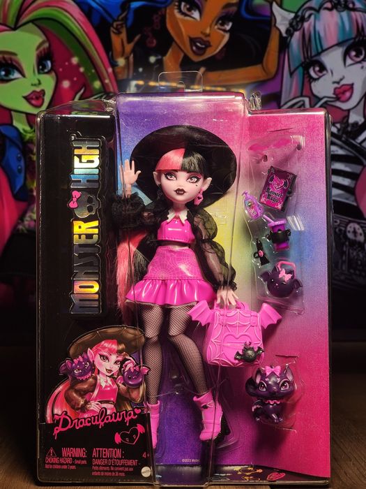 Монстр Хай Дракулаура.  Monster High Draculaura
