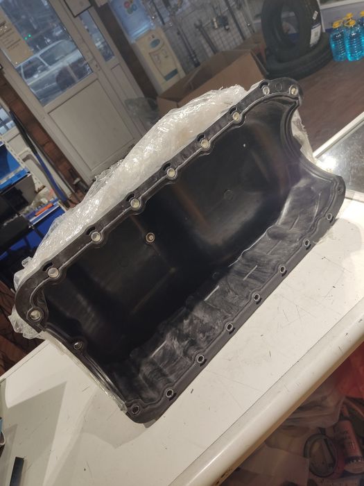 Картер масляный для Умз 274  пластик Газель