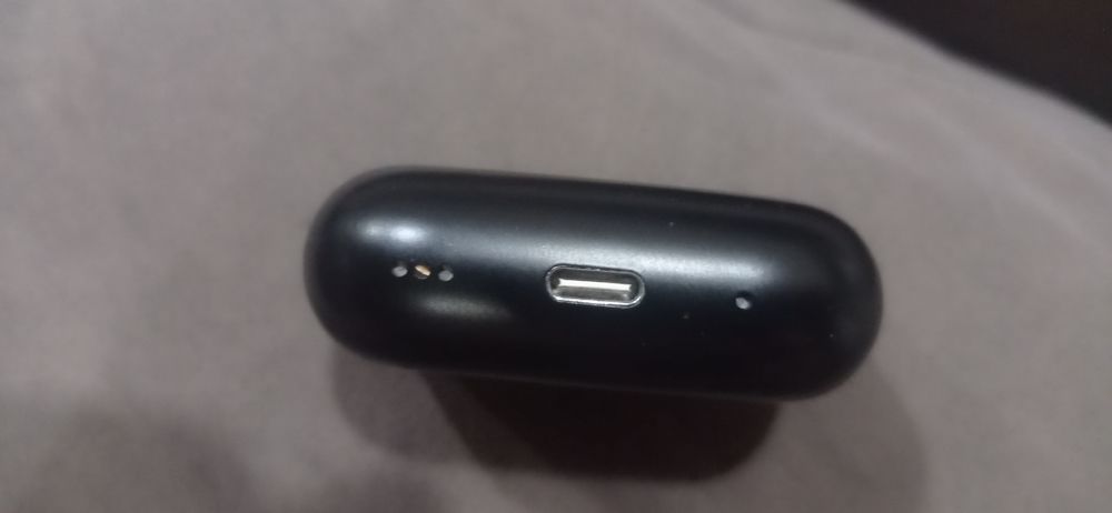 Airpods sotiladi