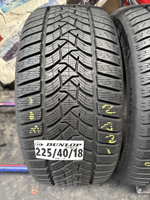 225/40/18 Dunlop M+S