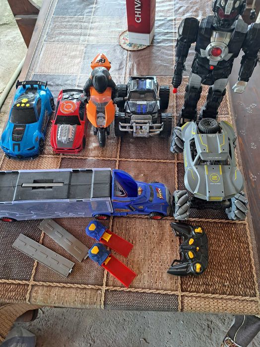 Играчки за момче