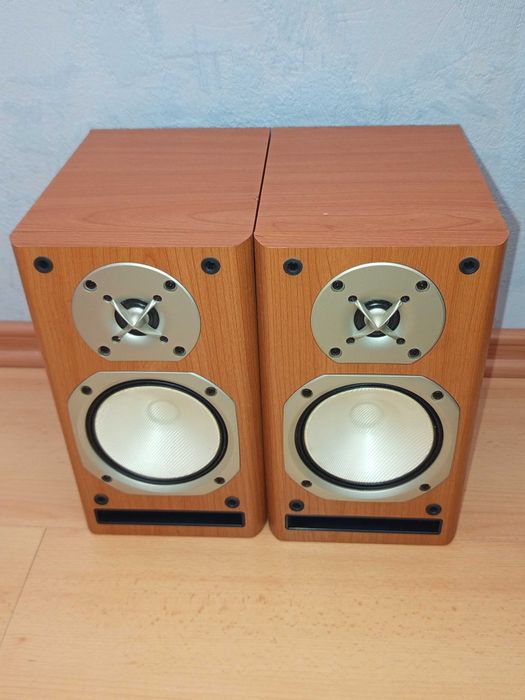 Двулентови тонколони Onkyo D-N7BX