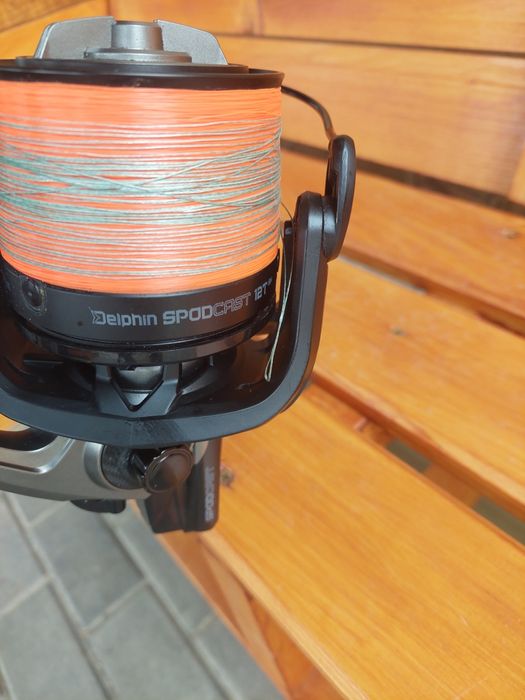 Combo spod: daiwa hyper spod  3.90m 5lb, delphin spod cast 12t