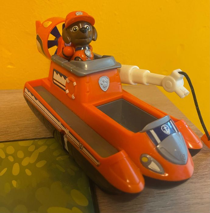 Играчка пес патрул